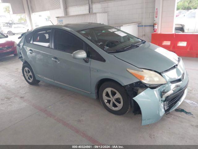  Salvage Toyota Prius