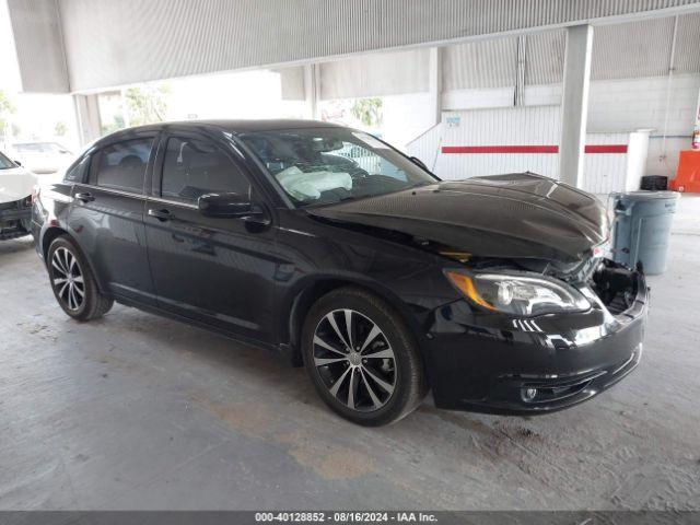  Salvage Chrysler 200