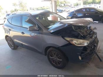  Salvage Hyundai TUCSON