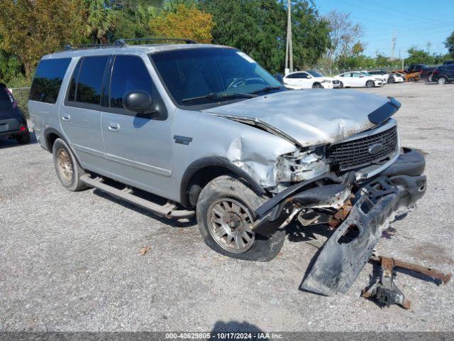  Salvage Ford Expedition