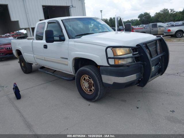  Salvage Chevrolet Silverado 2500