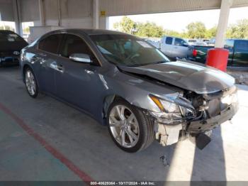  Salvage Nissan Maxima