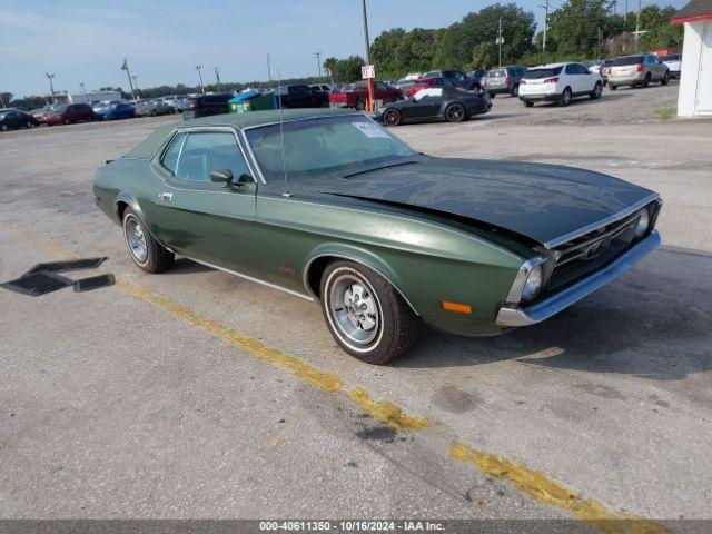  Salvage Ford Mustang