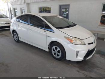  Salvage Toyota Prius