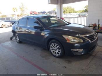  Salvage Nissan Altima