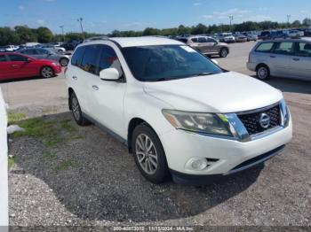  Salvage Nissan Pathfinder