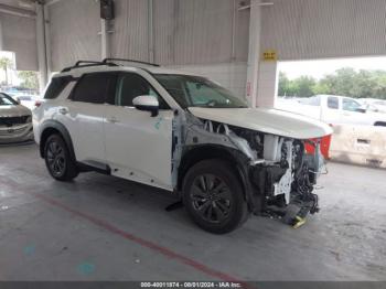  Salvage Nissan Pathfinder