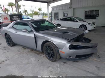  Salvage Dodge Challenger