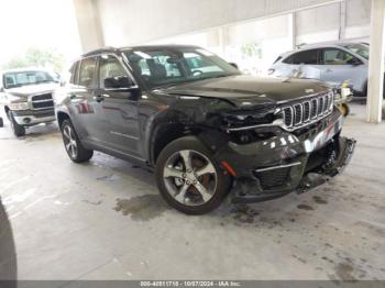  Salvage Jeep Grand Cherokee