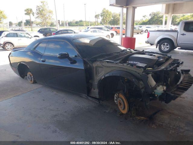  Salvage Dodge Challenger