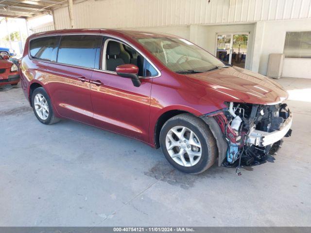  Salvage Chrysler Pacifica