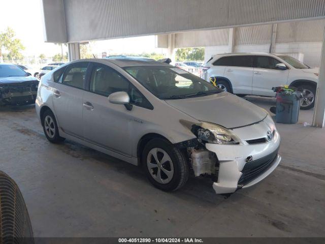  Salvage Toyota Prius