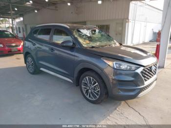  Salvage Hyundai TUCSON