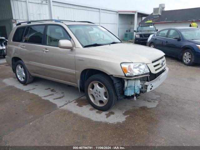  Salvage Toyota Highlander