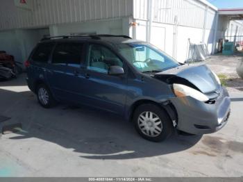  Salvage Toyota Sienna