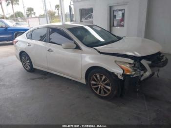  Salvage Nissan Altima