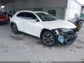  Salvage Lexus Ux