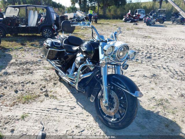  Salvage Harley-Davidson Flhr