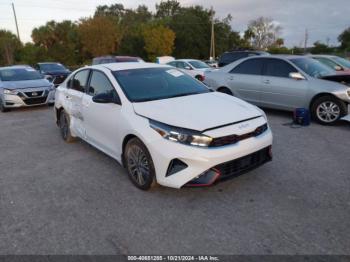  Salvage Kia Forte