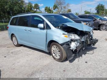  Salvage Toyota Sienna