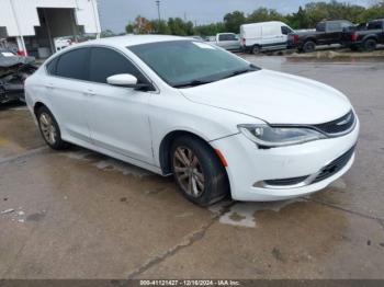  Salvage Chrysler 200