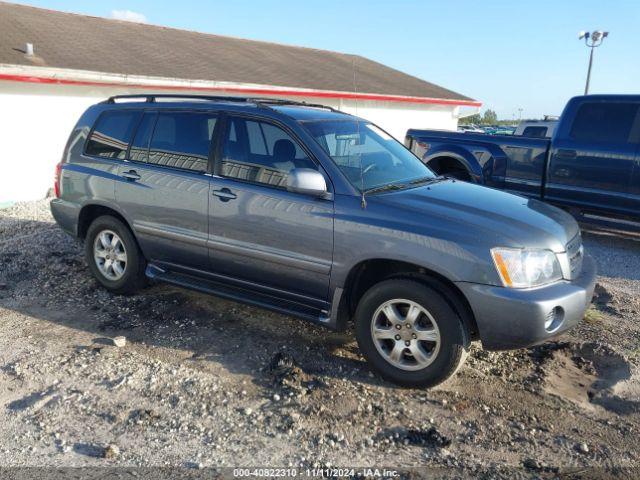  Salvage Toyota Highlander