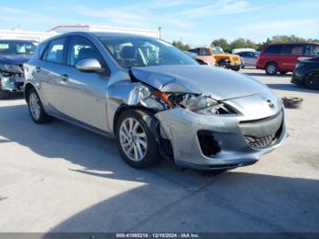  Salvage Mazda Mazda3