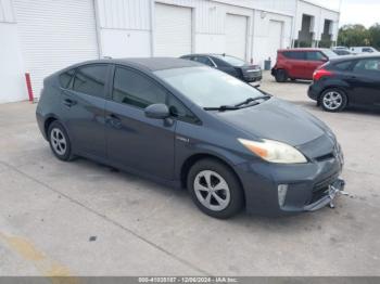  Salvage Toyota Prius