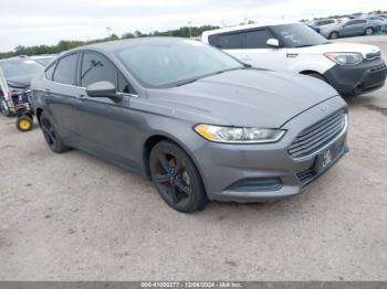  Salvage Ford Fusion