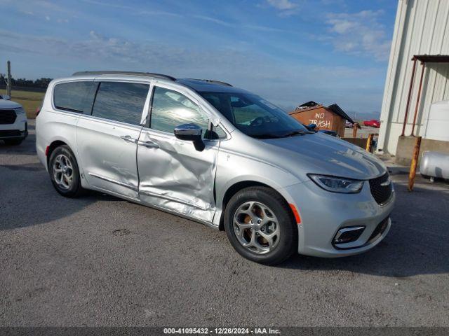  Salvage Chrysler Pacifica