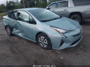  Salvage Toyota Prius