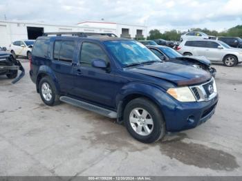  Salvage Nissan Pathfinder