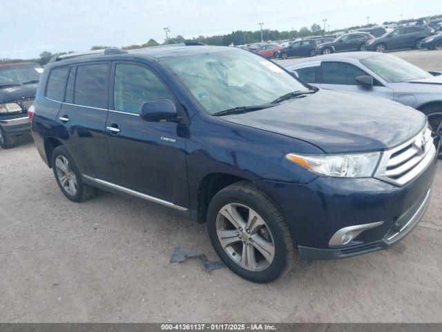  Salvage Toyota Highlander