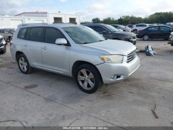  Salvage Toyota Highlander