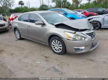  Salvage Nissan Altima