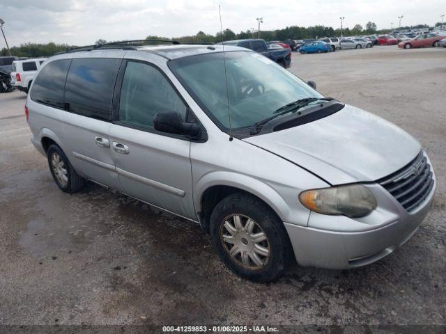  Salvage Chrysler Town & Country