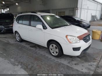  Salvage Kia Rondo