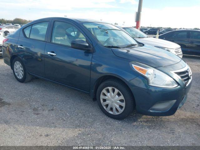  Salvage Nissan Versa