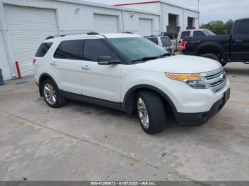  Salvage Ford Explorer