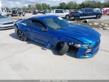  Salvage Ford Mustang