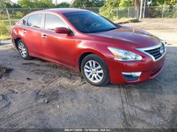  Salvage Nissan Altima