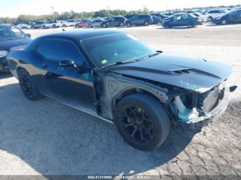  Salvage Dodge Challenger