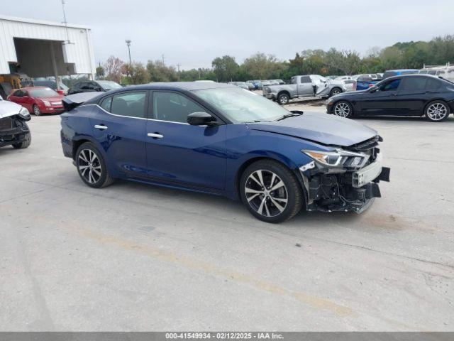  Salvage Nissan Maxima