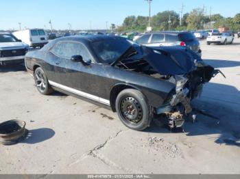  Salvage Dodge Challenger