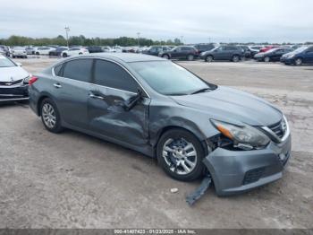  Salvage Nissan Altima