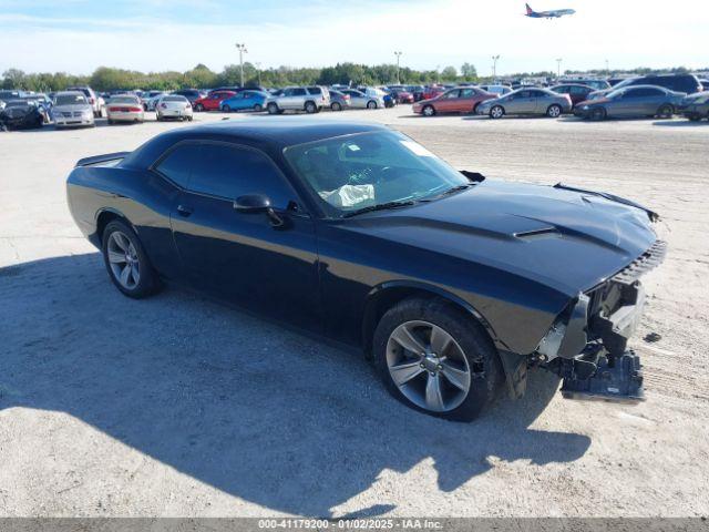  Salvage Dodge Challenger