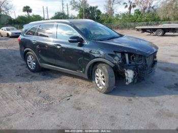  Salvage Kia Sorento