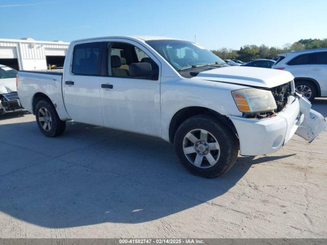  Salvage Nissan Titan