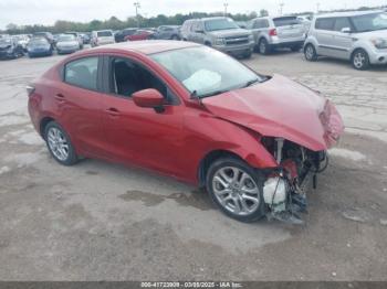  Salvage Toyota Yaris