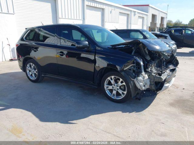  Salvage Mitsubishi Outlander